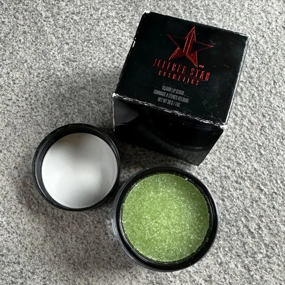 NIB Jeffree Star Green Sugar Velour Lip Scrub Witches Brew Vegan Cruelty-free